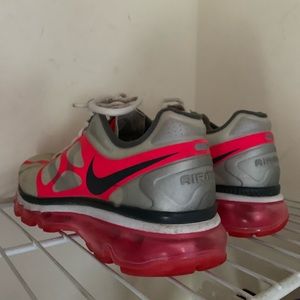 Airmax Nike tennis shoes